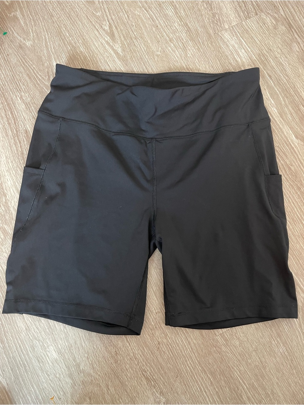 ZELOS Black High-Rise Athletic Bike Shorts with Side Pockets